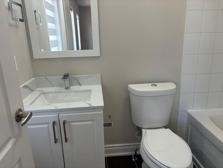 For Lease - 58 Hollingsworth Circle, Brampton, Ontario - Photo 4