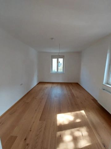 Moderne 4-Zimmer Wohnung in zentraler Lage - Photo 3