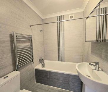 Lodge Place, Sutton, SM1 - Photo 6