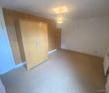 3 bedroom property to rent in Radlett - Photo 3