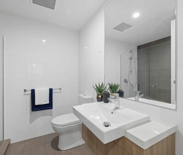 STYLISH, MODERN AND FURNISHED 3 BEDROOMS APARTMENT IN EXCEPTIONAL L... - Photo 5