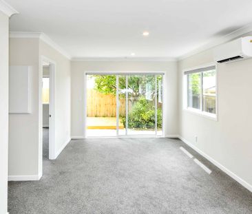 Modern 2 Double Bedroom - Photo 1