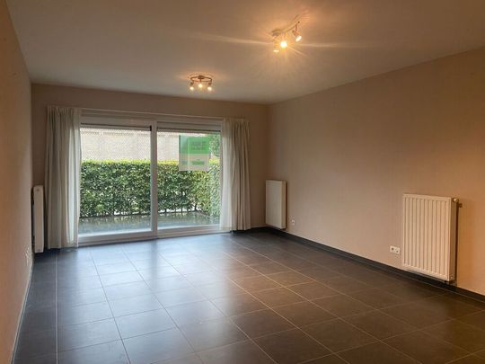 Gelijkvloers appartement met 2 slaapkamers in hartje Wijnendale - Photo 1