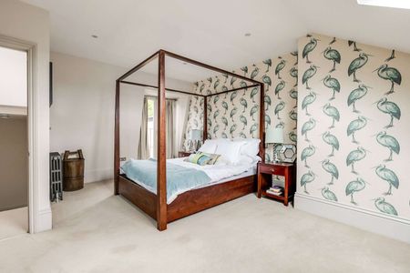 Wroughton Road, London, SW11 6AS - Photo 5