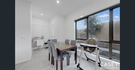 Your Modern Oasis in the Heart of Clyde - Photo 4