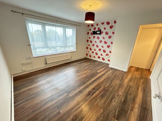 Kingsland, Harlow - Photo 1