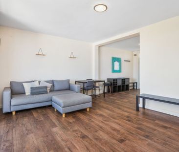 Stylish Unit in Sought after South Perth Location!! - Photo 1