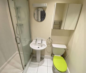 2 bedroom maisonette to rent - Photo 4