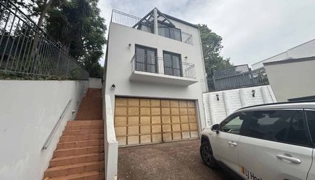 Orakei 5 bedroom Family home - Photo 2