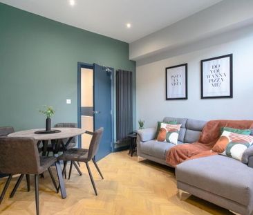 Room 5, 12 Jocelyn Gardens, Belfast, BT6 9BA - Photo 1