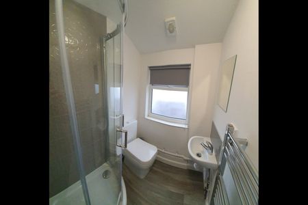 Room in a Shared House, High St, BS15 - Photo 5