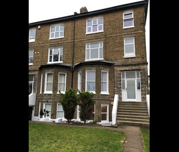 2 Bed Flat, Elmwood Road, CR0 - Photo 4