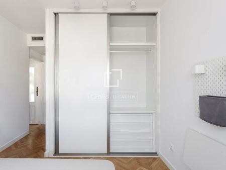 Excellent 3 Bedroom penthouse with 30m² terrace for rent in Cuzco, Madrid, Madrid - Photo 3