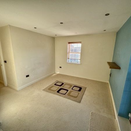 Willow Road, Loughborough, LE12 - Photo 1