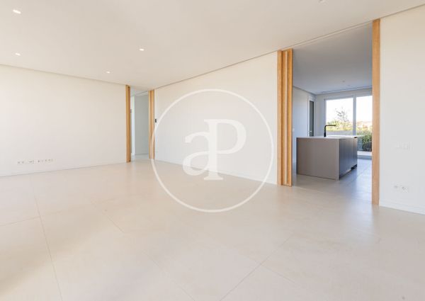 Triplex penthouse for rent in La Finca