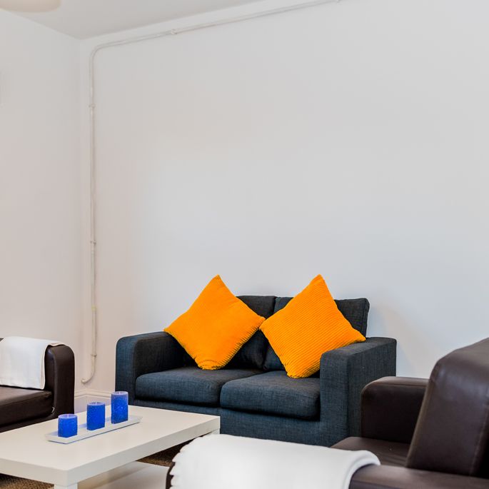 6 Claremont Avenue, LS3 1AT, Leeds - Photo 1