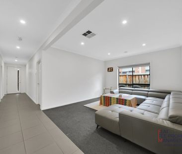 Spacious 4-Bedrooms Family Home in Thornhill Park - Photo 4