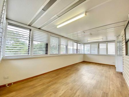 10 Coronation Avenue, Cardiff - Photo 2