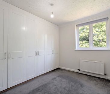 2 Bedroom Flat/Apartment to rent - Photo 6