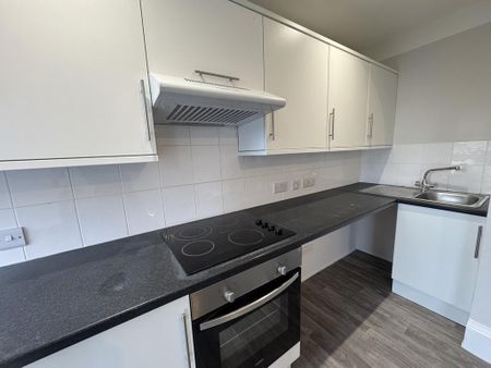 1 bedroom flat to rent - Photo 4