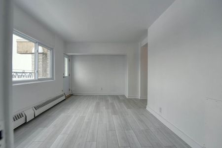 809 Bloomfield Avenue - Photo 3