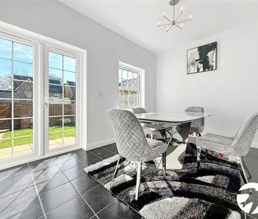 3 bedroom terraced house to rent - Photo 4