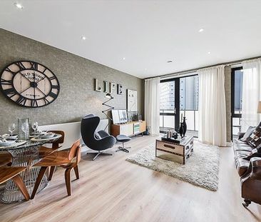 1 bedroom flat to let in Lighterman Point, London E14 - Photo 3