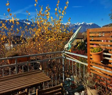 Beautiful triplex with mountain views in Ollon - Photo 2