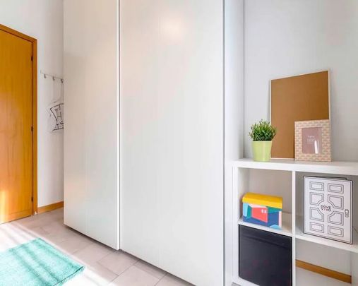 Via Fiume delle Perle, Rome, Lazio 00144 - Photo 1