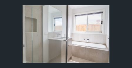 Modern Family Home in the Thriving Rockbank Community - Photo 2