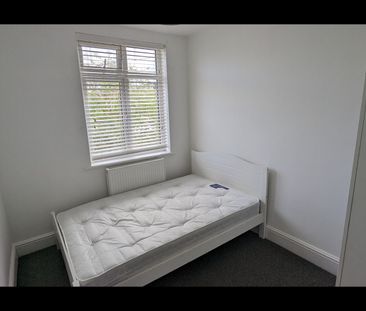 Room in a Shared House, Felstead Road, BS10 - Photo 2
