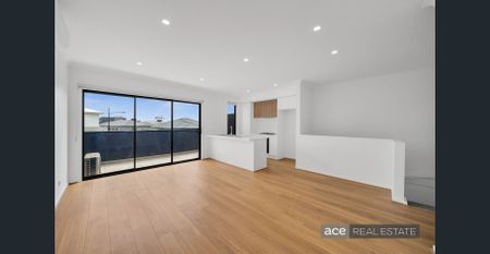 A FRESH START IN MODERN STYLE - Photo 4