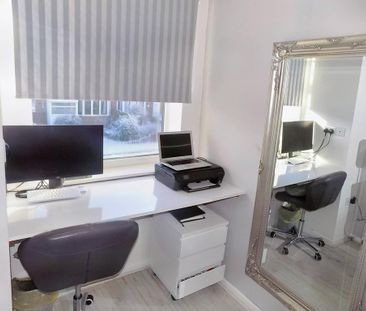 3 bedroom semi-detached house to rent - Photo 6