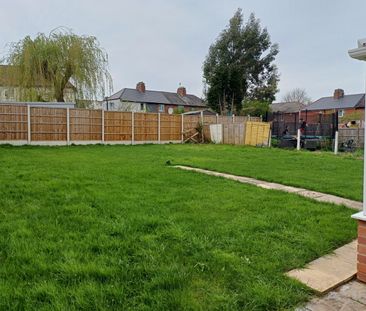 3 Bed Semi-Detached House, Central Avenue, NG9 - Photo 3