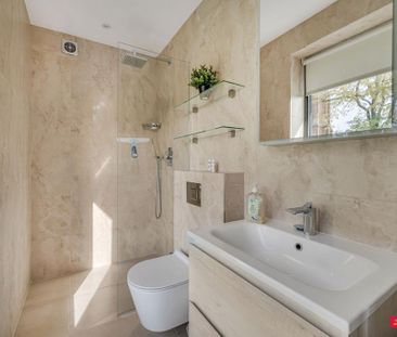 4 bedroom semi-detached house to rent - Photo 4