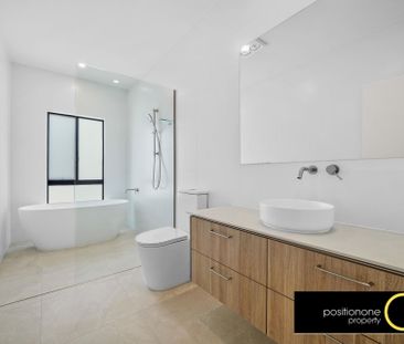 Brand New Luxury Townhouse – Prime Morningside Location - Photo 6