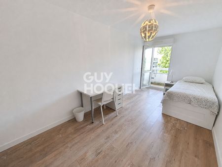 Location Appartement 6 pièces 104m² - Photo 3