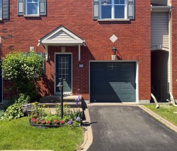 À louer / Maison à étages - Photo 1