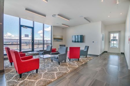 7407 rue Mountain-Sights, Montréal, QC - Photo 2