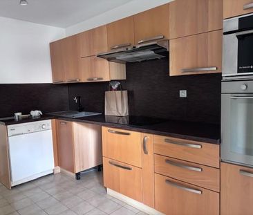 Location appartement Marseille 5ème (13005) - Photo 3