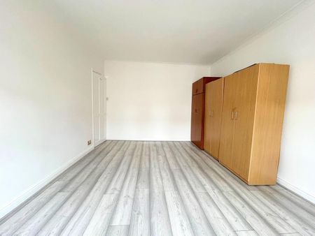 3 bedroom property to rent - Photo 3