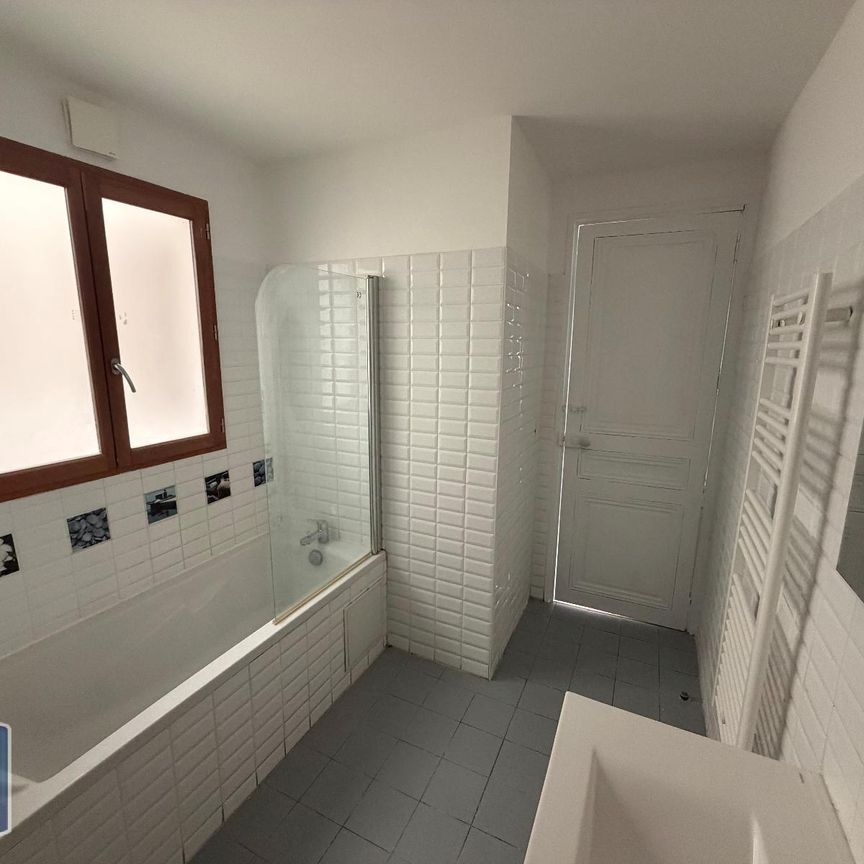 Location Appartement 2 pièces 62m² MARSEILLE 2ème - Photo 1