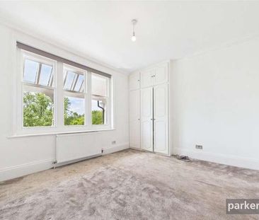 Warrenside, The Warren, Caversham, Reading, Berkshire, RG4 - Photo 4