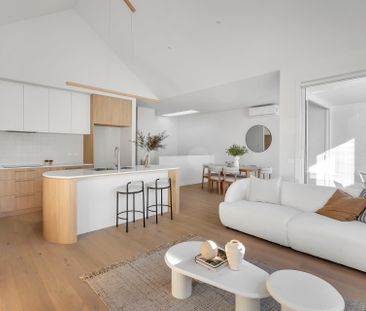 Brand New 3-Bedroom Home in the Heart of Thornbury - Photo 3