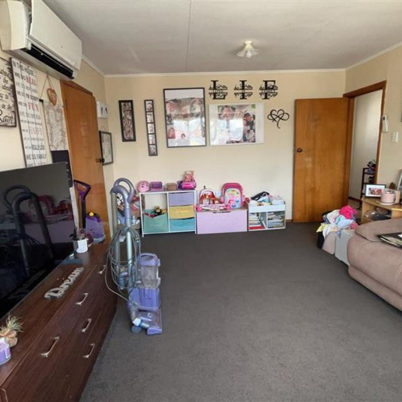 Three-bedroom House located in quiet Cul-de-sac - Photo 1