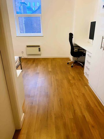 2 Bedroom Apartment - Photo 3