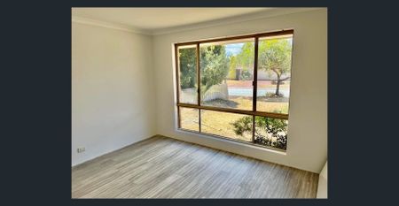 FRESHLY PAINTED THROUGHOUT, NEW KITCHEN & NEW BATHROOM... - Photo 5