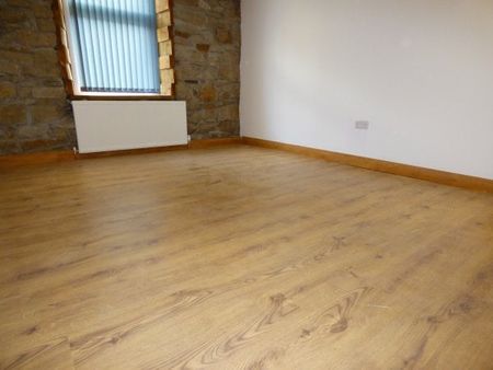 Inkerman Street, Bacup - Photo 2