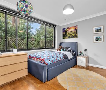 32b Day Road, Cheltenham NSW 2119 - House For Rent | Domain - Photo 1