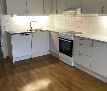 Landbotorpsallén 27 C - Photo 1